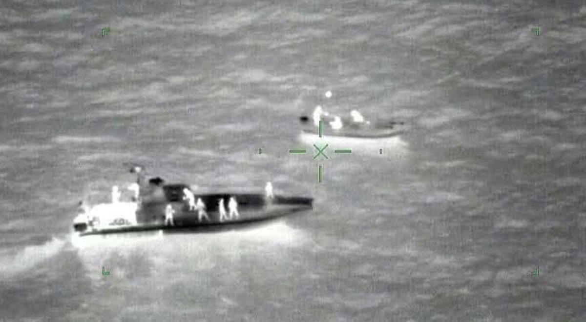 Rescata Marina a tres pescadores que estuvieron a la deriva más de un día en Altata, Navolato