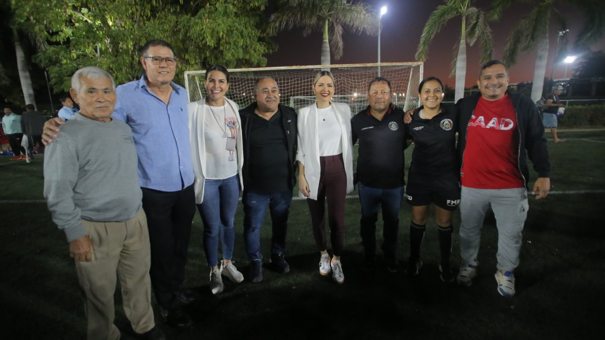 Mazatlán fortalece infraestructura deportiva con nuevo campo de futbol en la Juárez