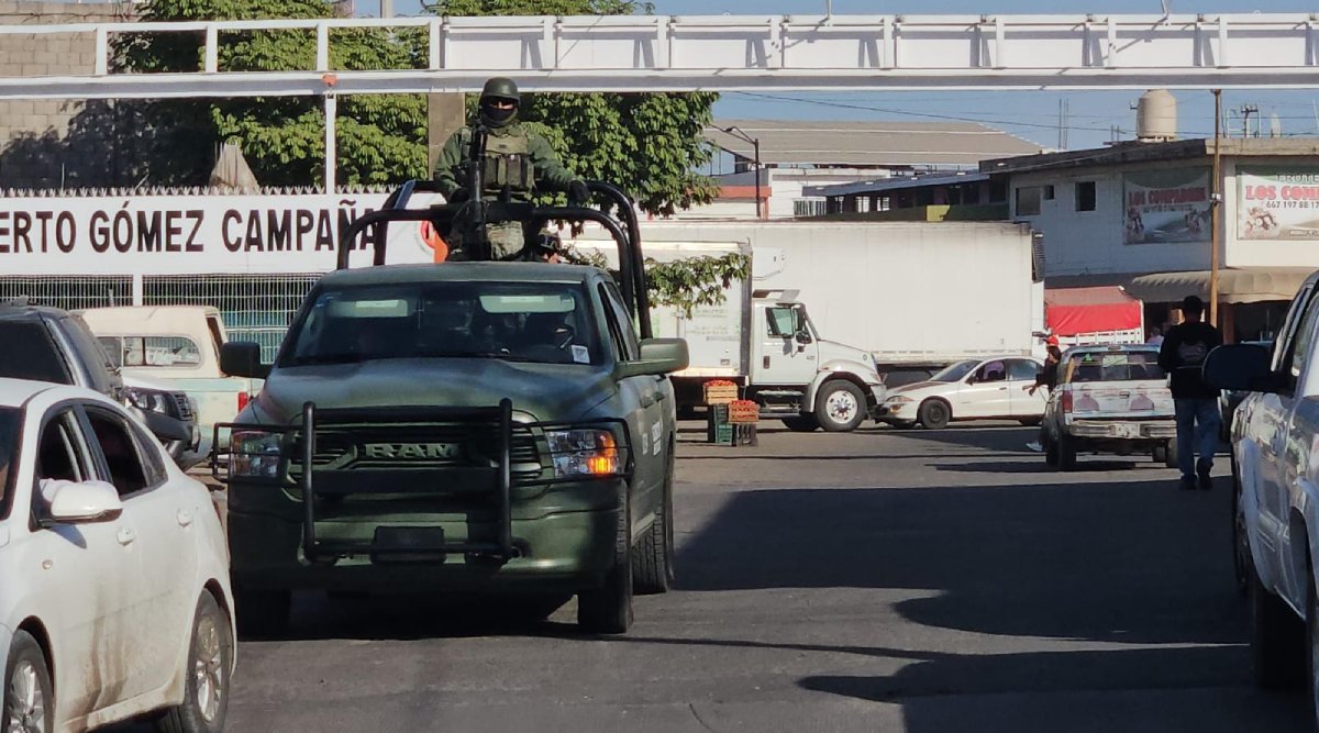 Grupo armado levanta a vigilante en la zona del Mercado de Abastos de Culiacán