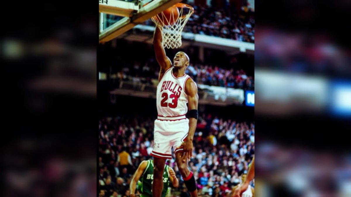 Michael Jordan demandaría a los Lakers por uso del #23 en estatua de LeBron James
