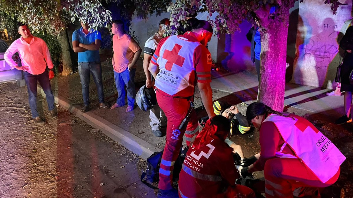 Motociclista es arrollado por vehículo “pega y huye” en fraccionamiento de Los Mochis