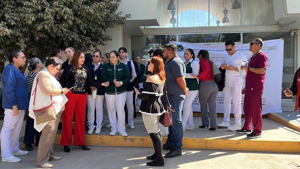 Personal transferido del IMSS Bienestar en Guasave se manifiestan por falta de apoyos