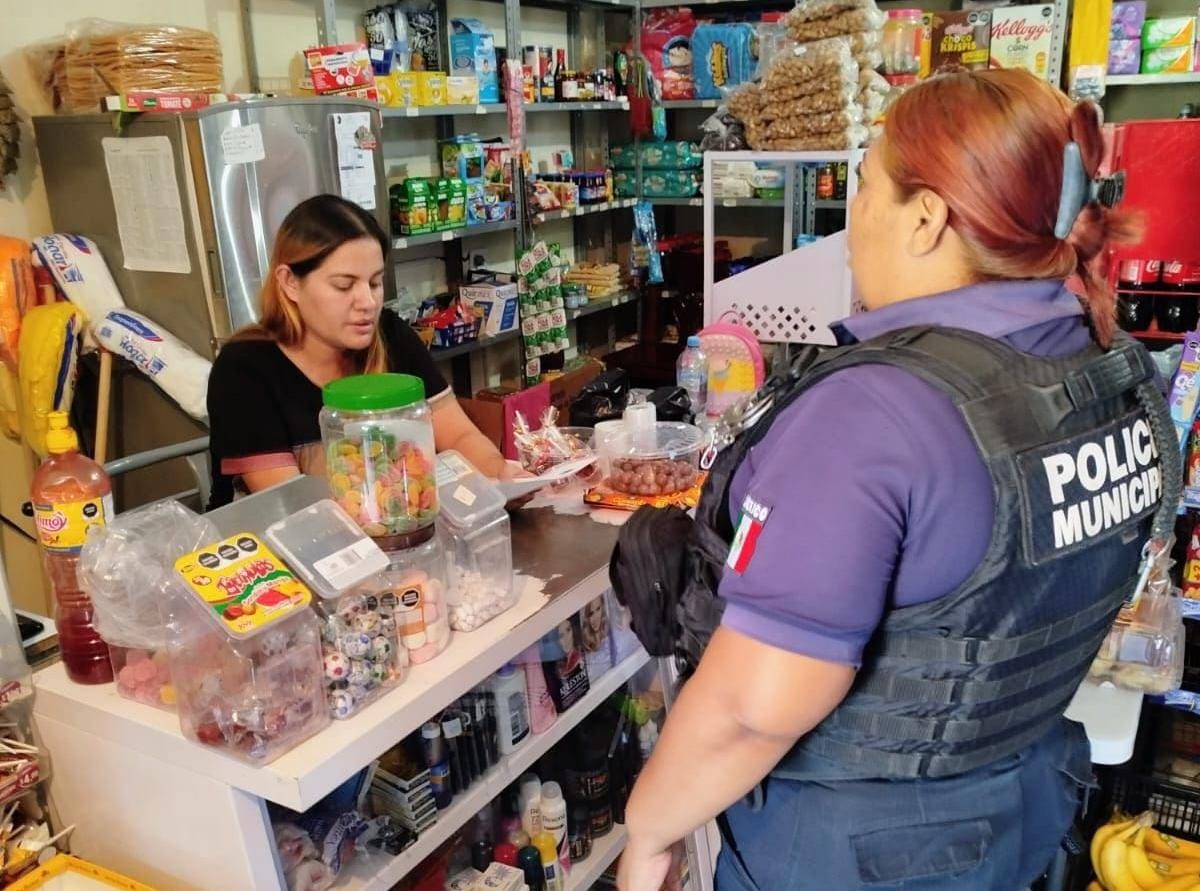 En Angostura, da inicio el programa “Di No a la Pirotecnia”; se recorren comercios para hacer conciencia