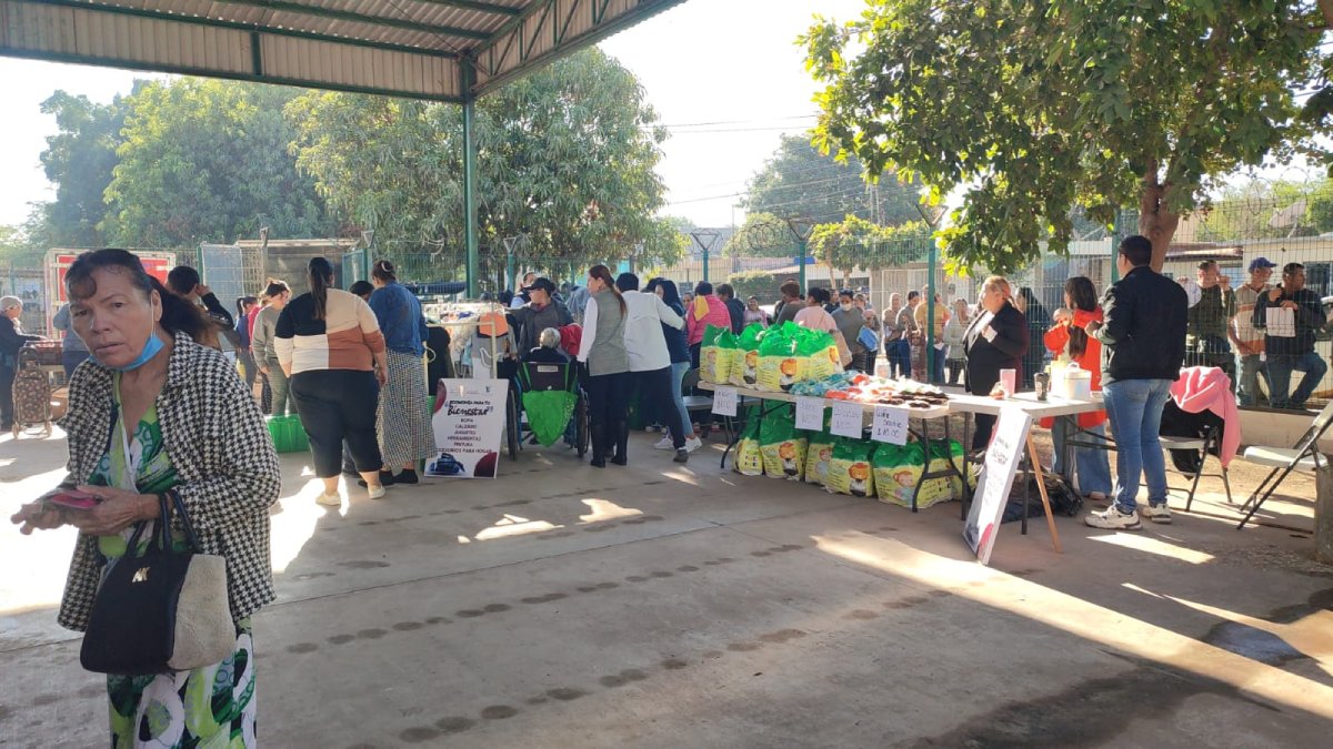 Familias de Santa Alicia aprovechan el programa Economía para tu Bienestar; reconocen que hay cosas más baratas