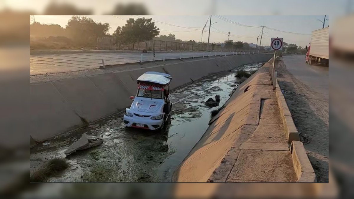Cae pulmonía a un canal pluvial en la avenida Santa Rosa de Mazatlán