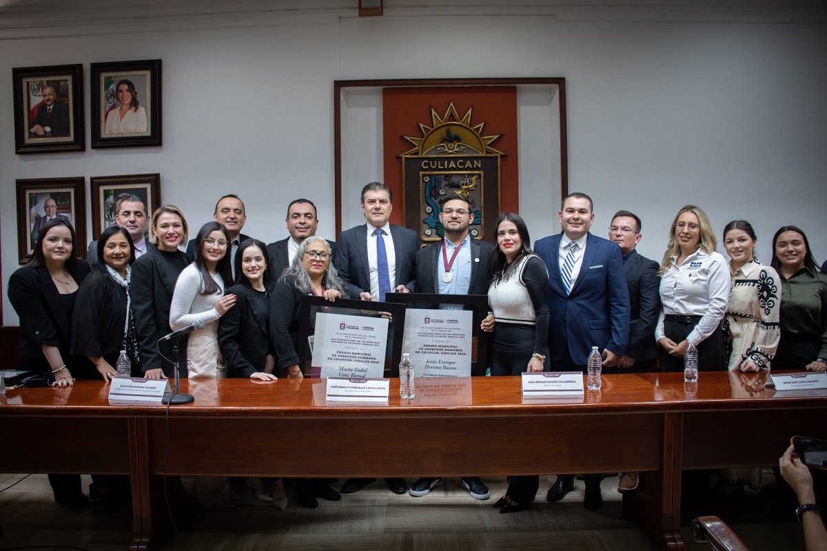 María Isabel Cruz y Jesús Enrique Herrera reciben Premio Municipal de Derechos Humanos