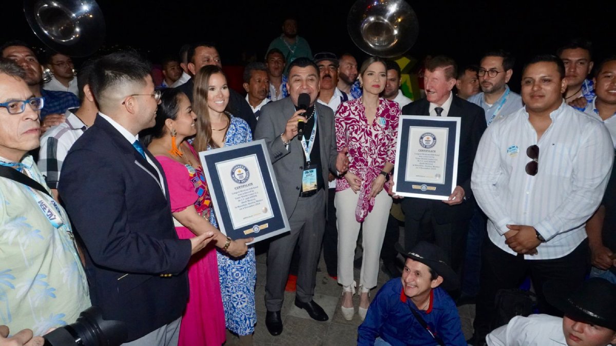 Muestra de talento y la calidez de Sinaloa, así describe SECTUR Récord Guinness de bandas en Mazatlán