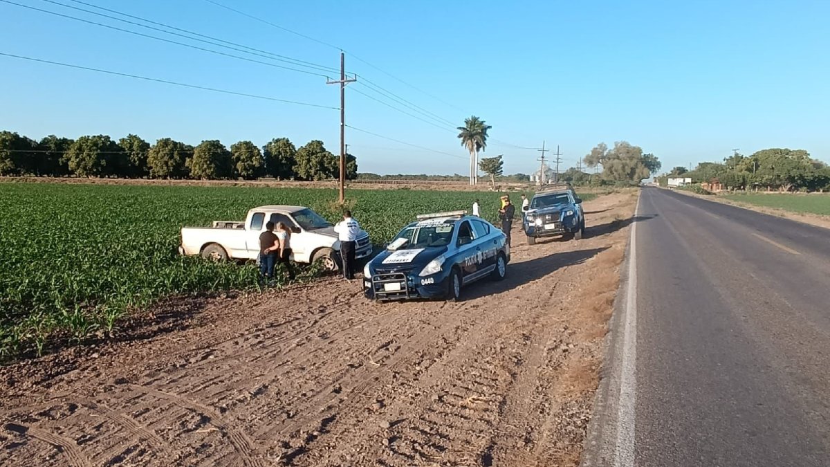 Salida de camino deja a un hombre lesionado en Guasave