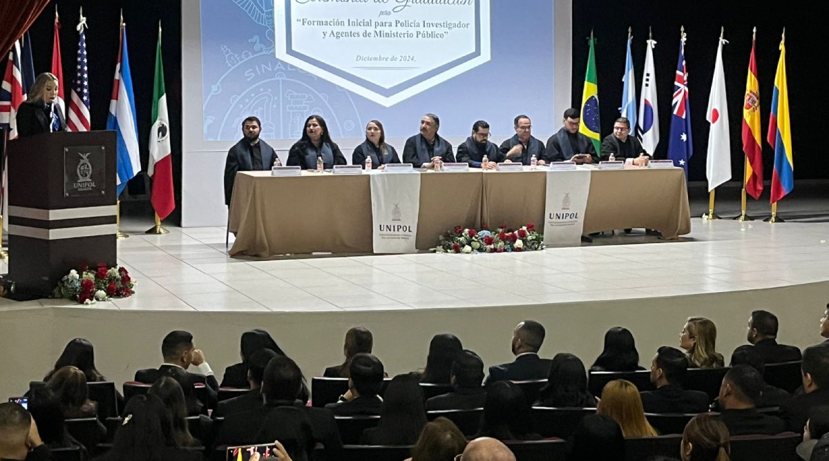 Se gradúan 57 nuevos policías de investigación y MP en Sinaloa; más del 50% son mujeres