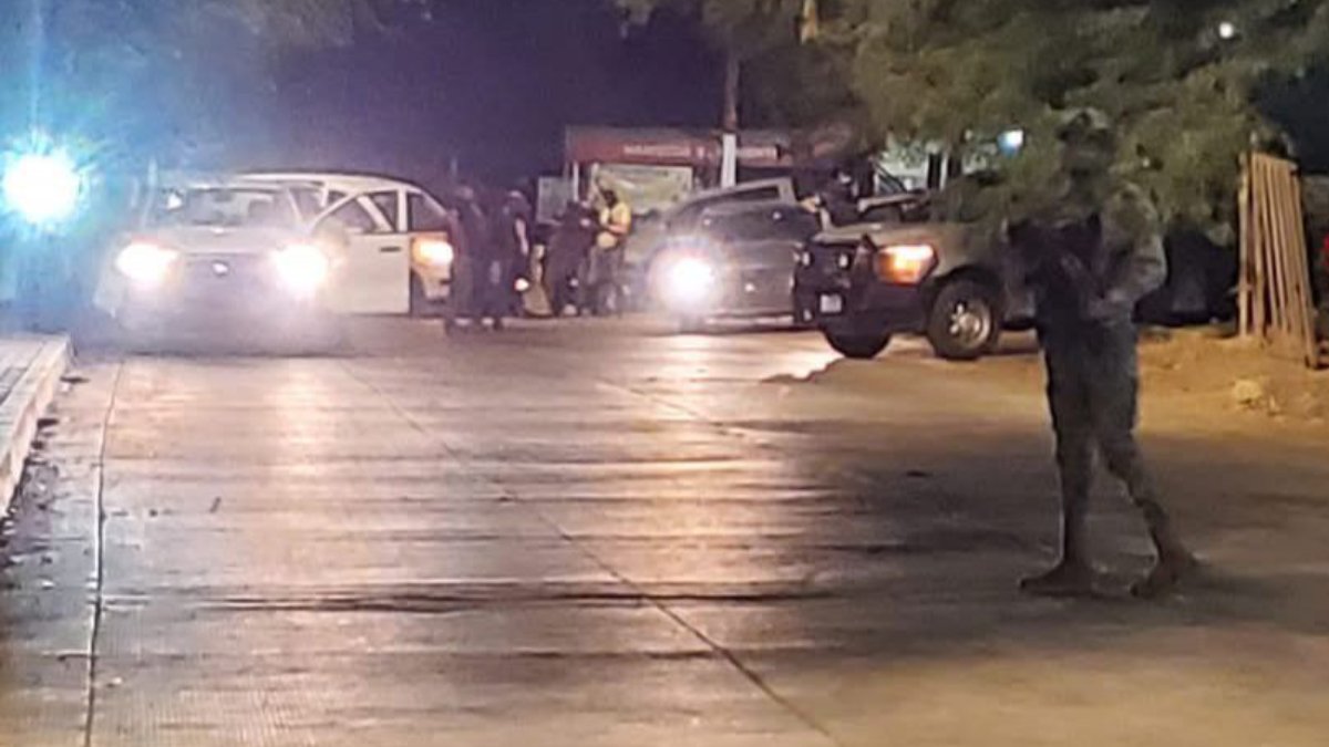 SEMAR detiene a un hombre con droga y armas en operativos de Guasave