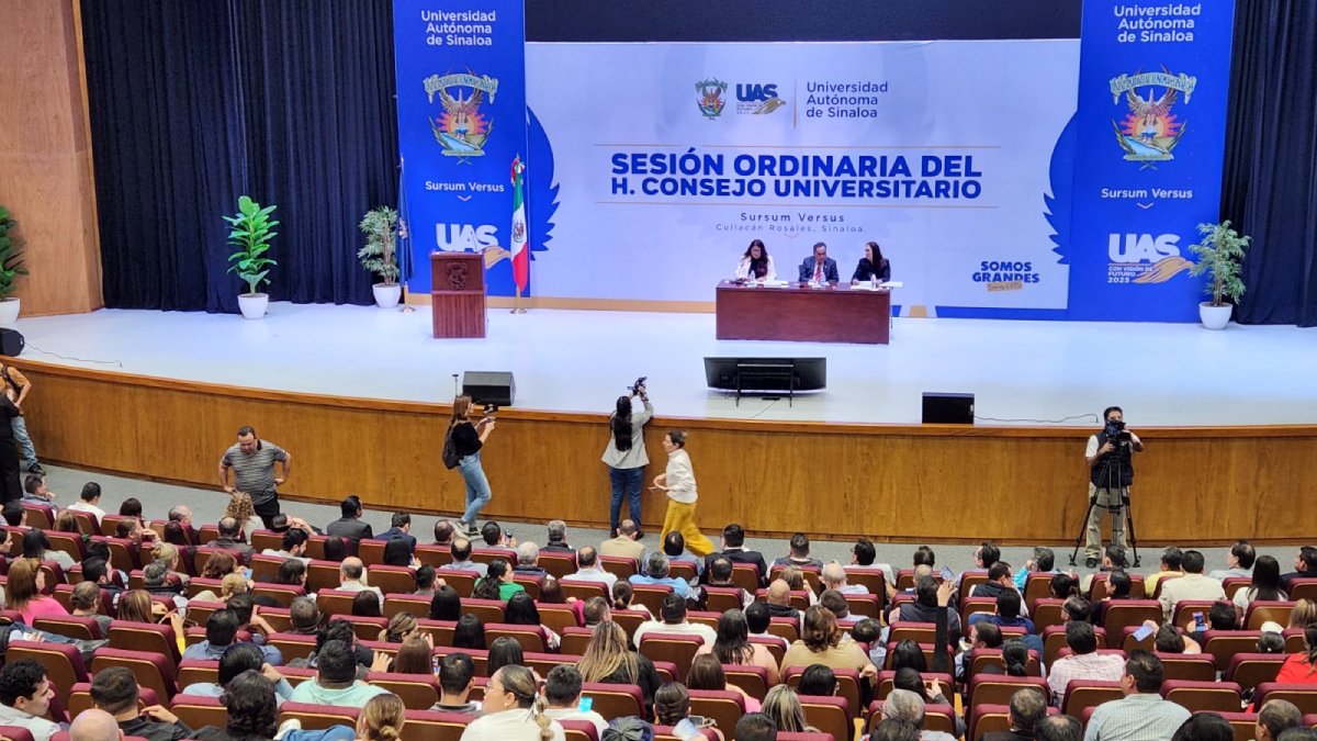 Tras regreso de Madueña y por unanimidad, aprueba el Consejo Universitario la nueva Ley Orgánica de la UAS