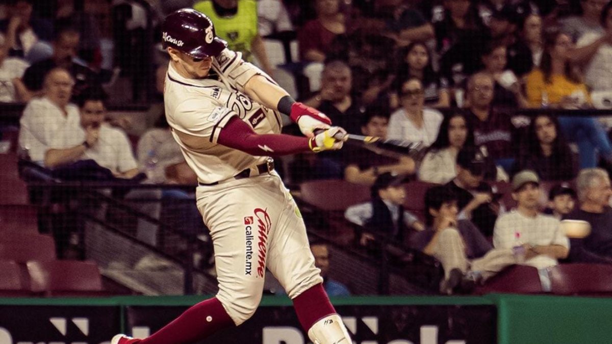 Los Tomateros de Culiacán barren a Sultanes y llegan a siete triunfos consecutivos en la LMP