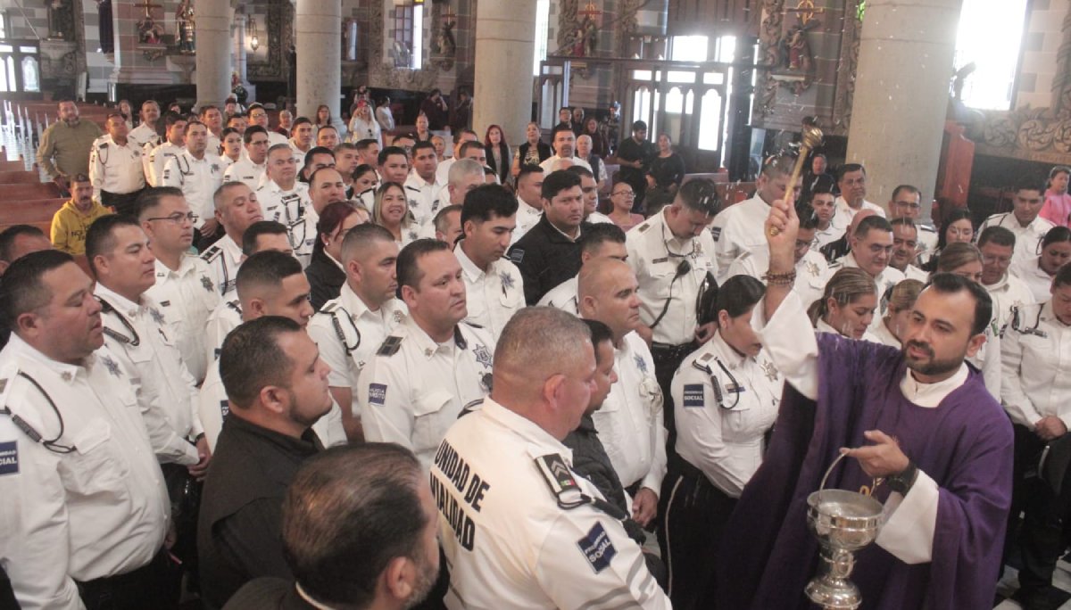 Elementos de Tránsito de Mazatlán celebran su día con una misa de acción de gracias