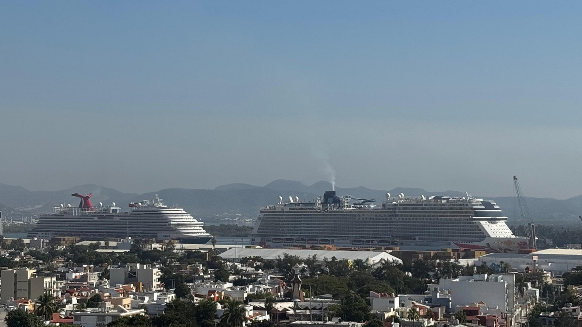 Llegan a Mazatlán en doble crucero más de 9 mil turistas y 11.5 mdp en derrama económica