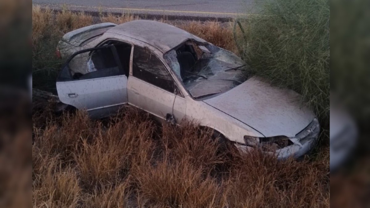 Volcadura en el Valle del Carrizo Ahome, deja tres mujeres lesionadas