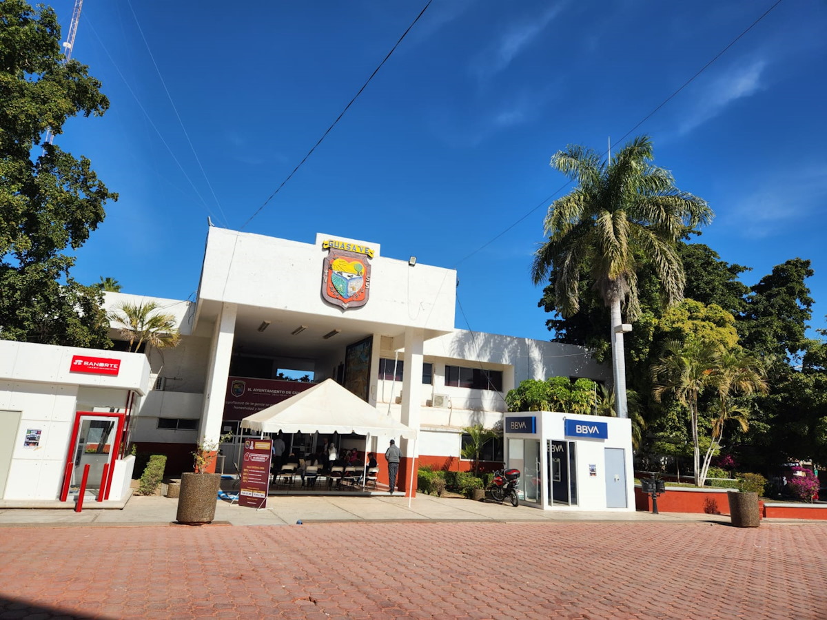 ¡Cayó antes la quincena! Pagan a trabajadores del Ayuntamiento de Guasave