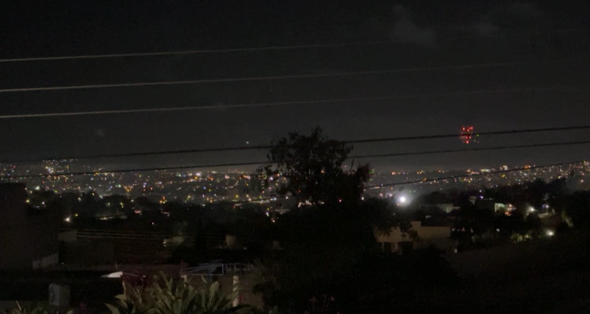(VIDEO) Con balazos y muchos ‘cuetes’ reciben el Año Nuevo en Culiacán
