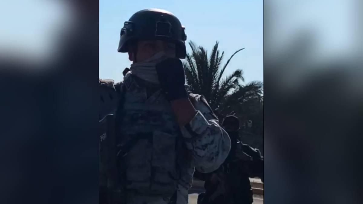 VIDEO: Elementos de la Guardia Nacional y policías de Celaya atacan a periodista en transmisión en vivo
