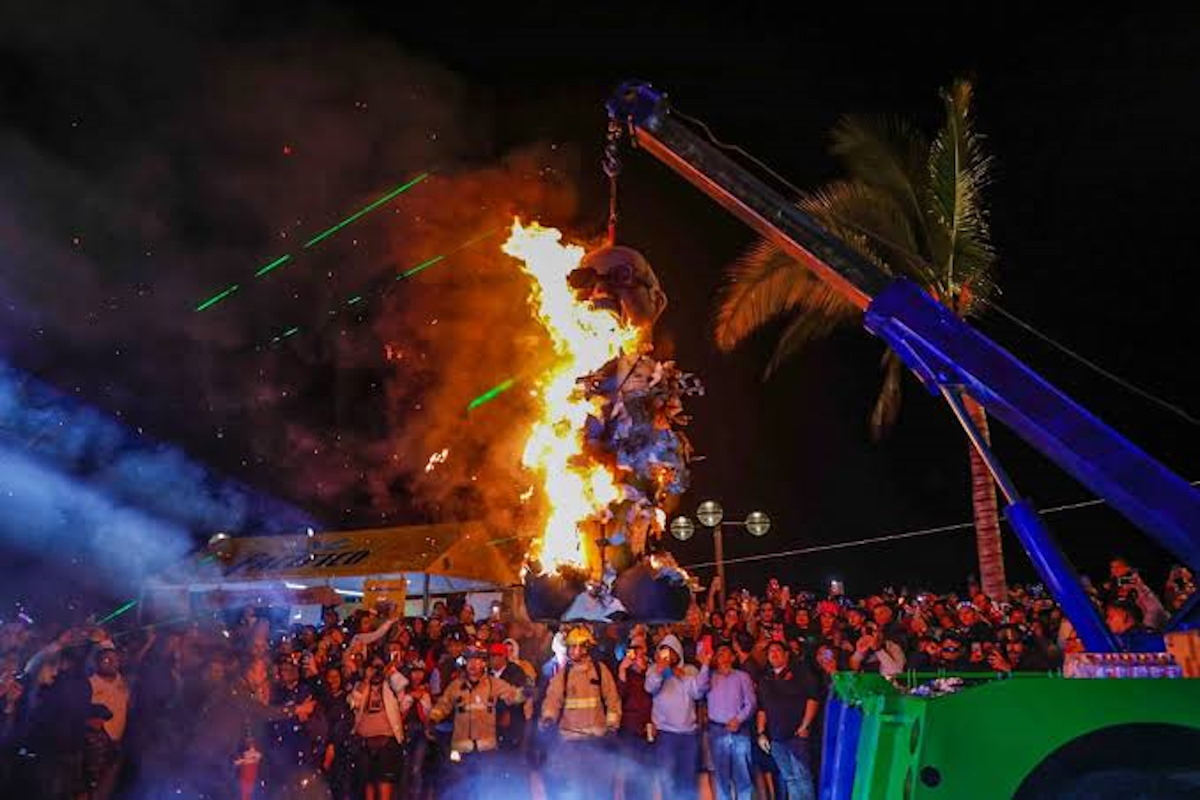¿Quién será el personaje que llegue a la hoguera en la Quema del Mal Humor en Mazatlán?