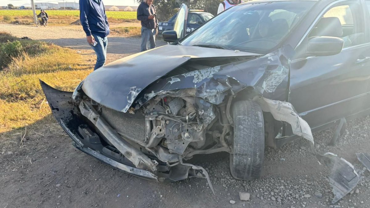 Choque sobre la México 15, en Guasave deja a una mujer lesionada