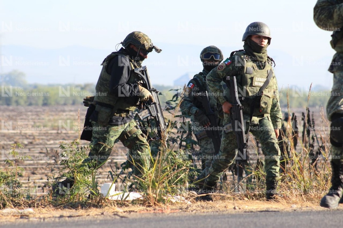 ¡Uno está herido! Detienen a dos civiles tras agresión a balazos al Ejército en Aguaruto; aseguran armas y carros