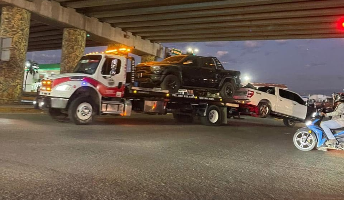 Aseguran vehículos blindados cerca de El Castillo, en Mazatlán