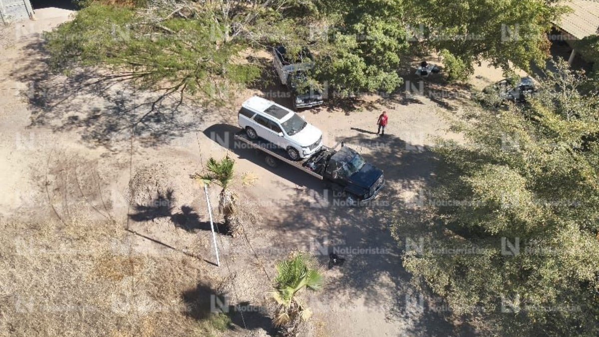 Aseguran 6 vehículos, más de 100 minicasinos y droga en cateo a inmueble en La Bebelama, Culiacán