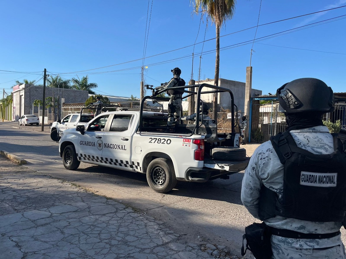 Fuerte movilización militar tras reporte de balacera en El Barrio en Culiacán