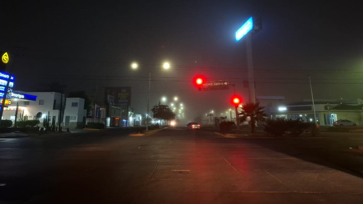 calle oscura de Los Mochis