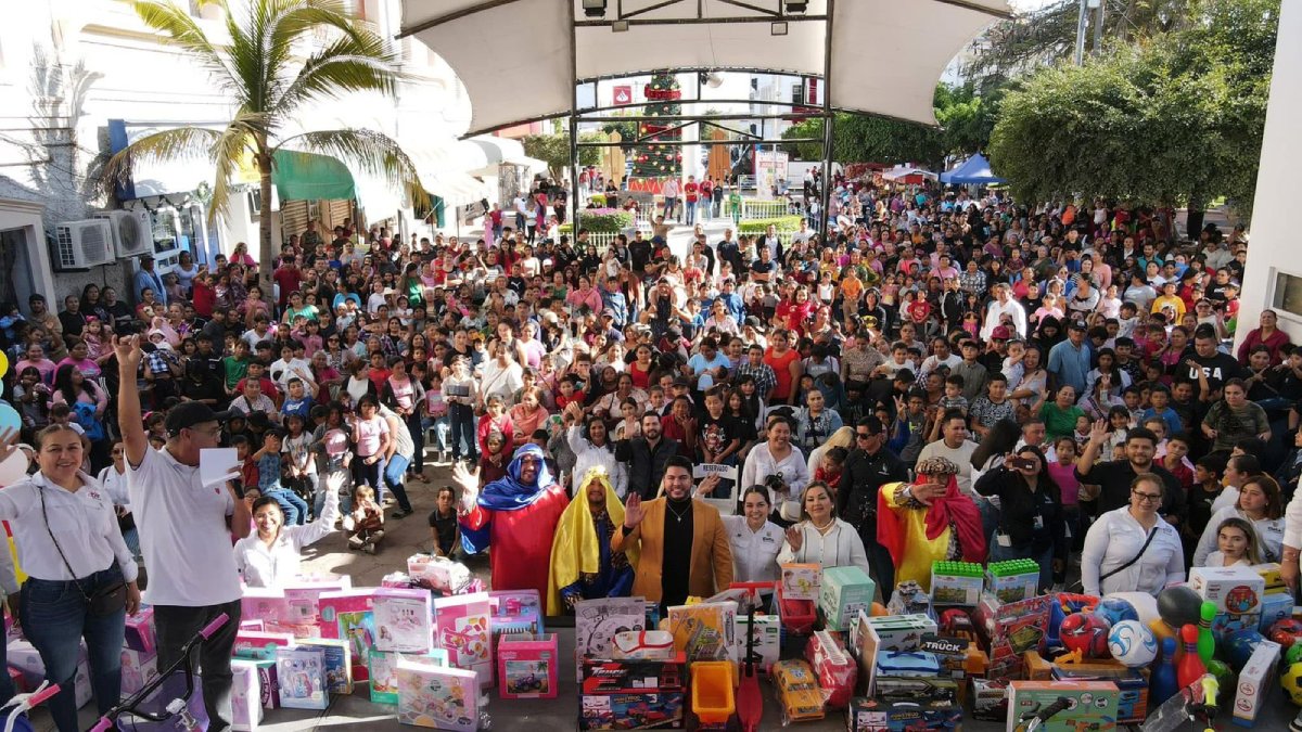 Elota celebra el Día de Reyes con una gran fiesta para las familias del municipio