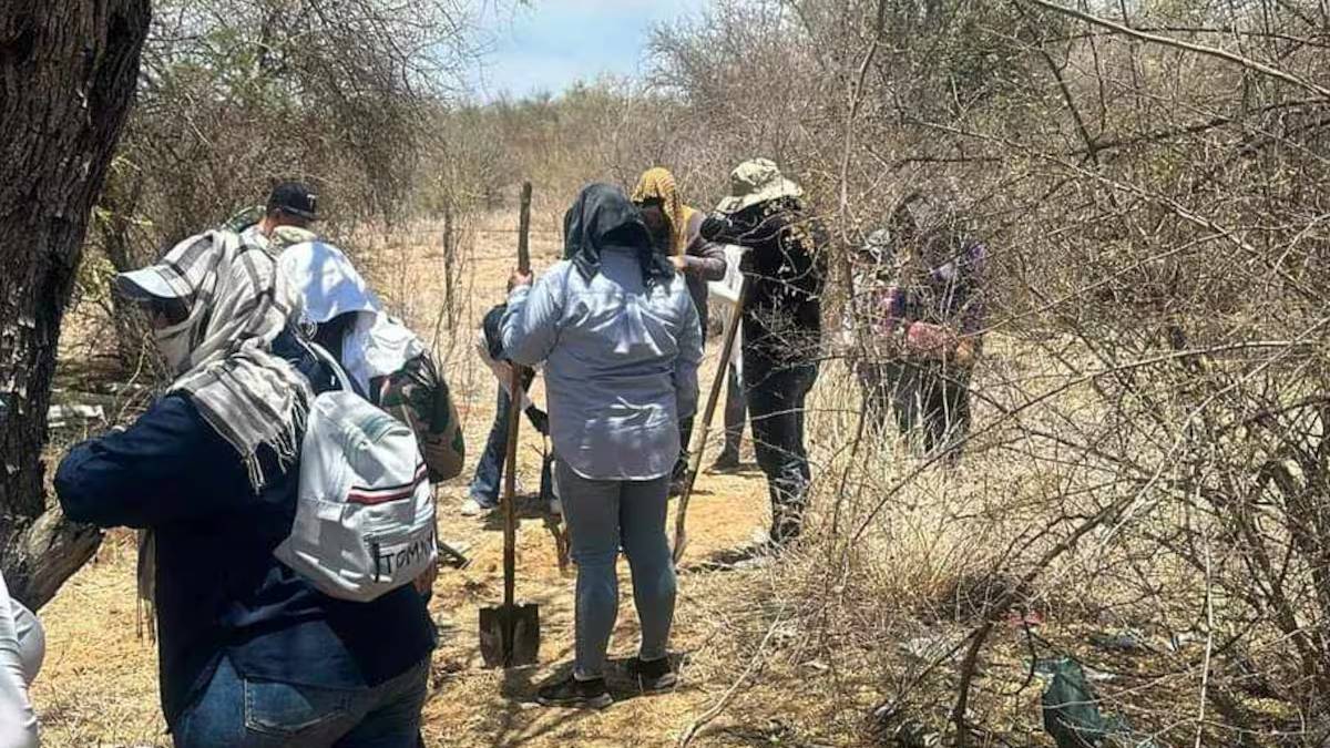 Buscadoras por la Paz revelan hallazgo de 27 cuerpos en fosas clandestinas en Hermosillo