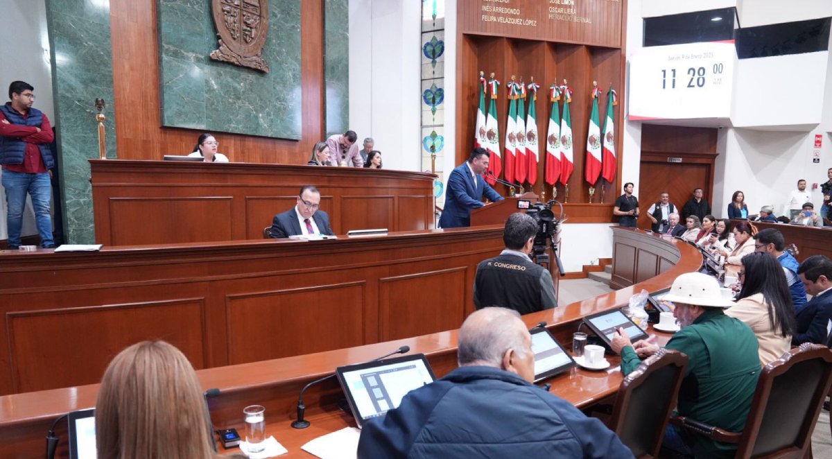 Congreso da lectura a solicitud de crédito del gobernador Rubén Rocha por 2 mil 300 mdp para obras