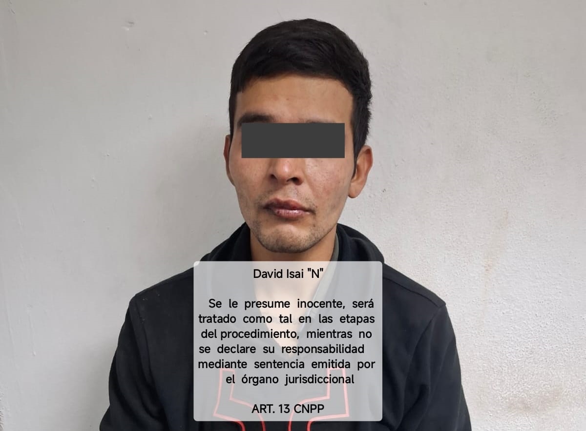 Detienen a hombre por conducir vehículo con reporte de robo en Mazatlán