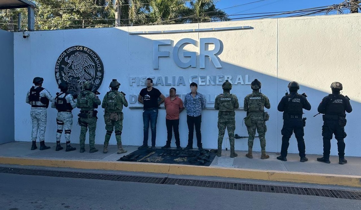 ¡Intentaron huir! Detienen a tres hombres con armamento tras operativo en Imala, Culiacán