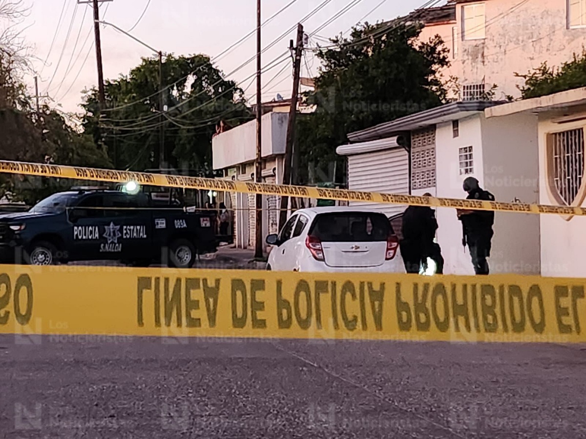 Dentro de un auto hallan sin vida a un hombre en Culiacán; tiene aparentes signos de violencia