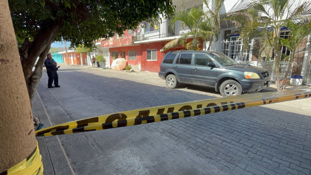Fallece ‘El Pavo’ adulto mayor tras caer de una escalera en la colonia Lázaro Cárdenas de Mazatlán