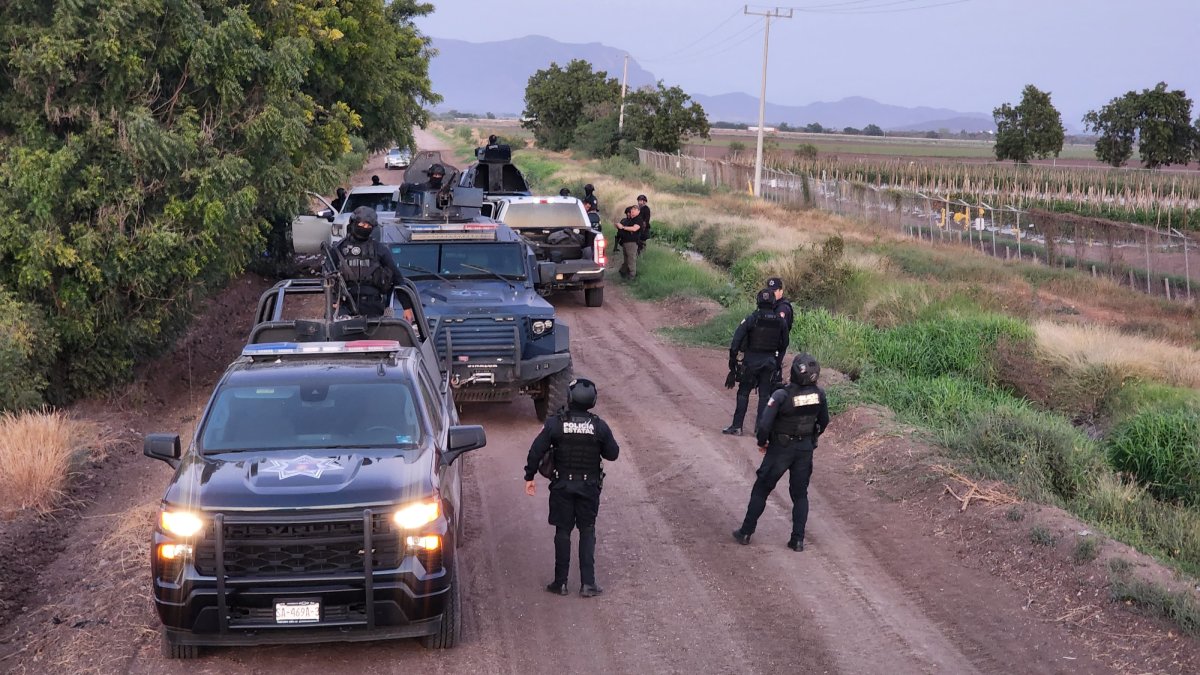 Grupo Élite de la Policía Estatal Preventiva recupera una de dos camionetas robadas en Mocorito