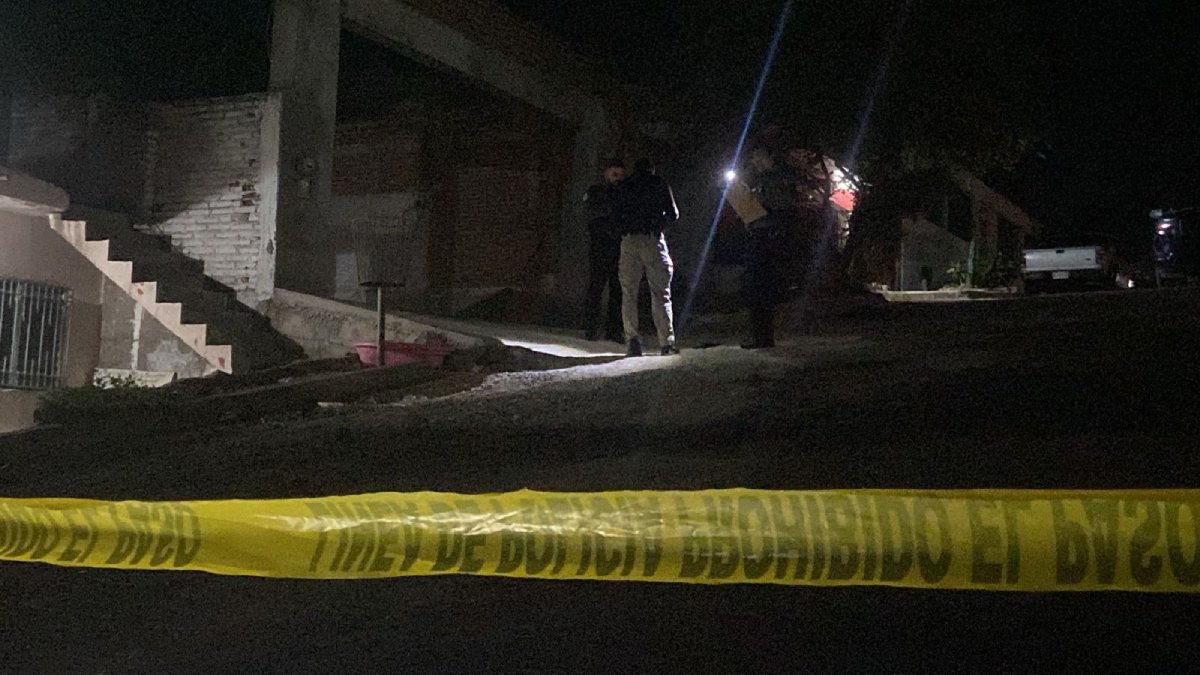 Al interior de una casa, hallan asesinado a balazos a un hombre en la Esperanza, en Culiacán