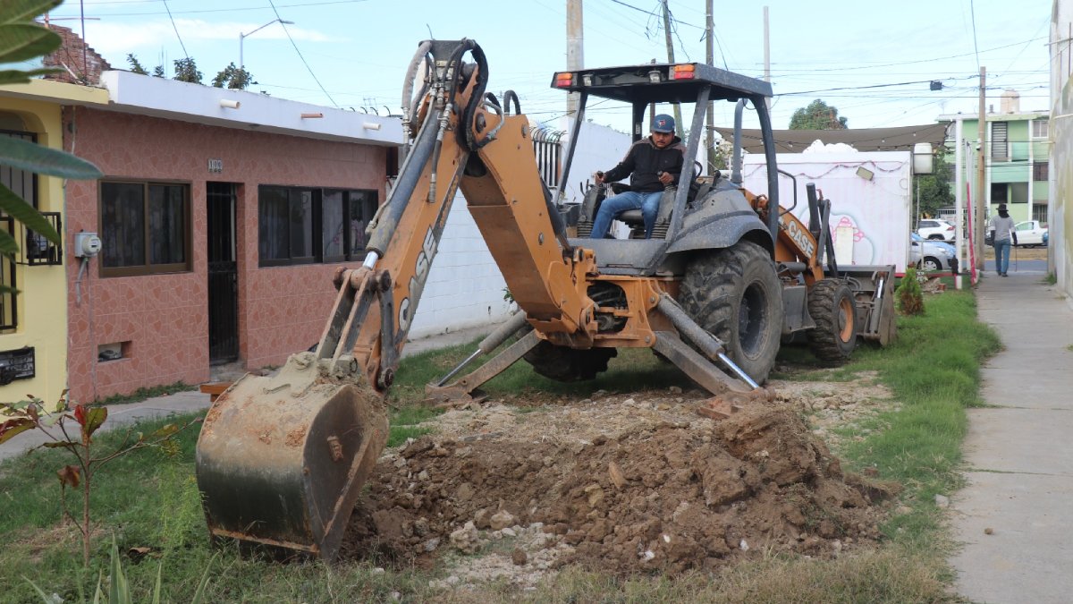 Van por la renovación del drenaje en el Infonavit Playas de Mazatlán para mejorar el servicio