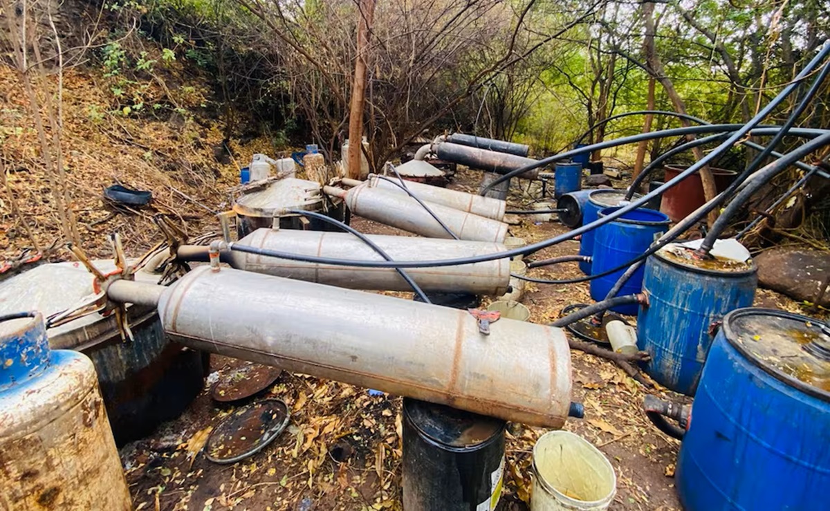 ¡Bien equipado! Marina, Ejército y FGR ‘revientan’ narcolaboratorio en Sinaloa