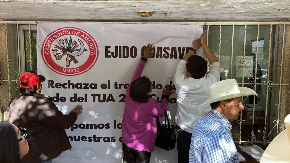 Se manifiestan productores afueras de las instalaciones del Tribunal Unitario Agrario de Guasave