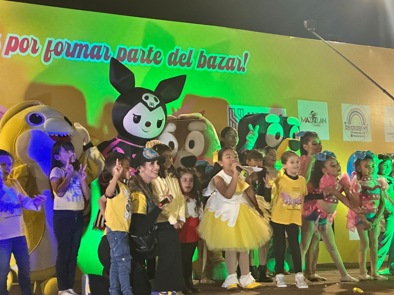Mazatlán tuvo un sábado pintado de amarillo en apoyo a Ángela Salazar, candidata a Reina Infantil del Carnaval 2025