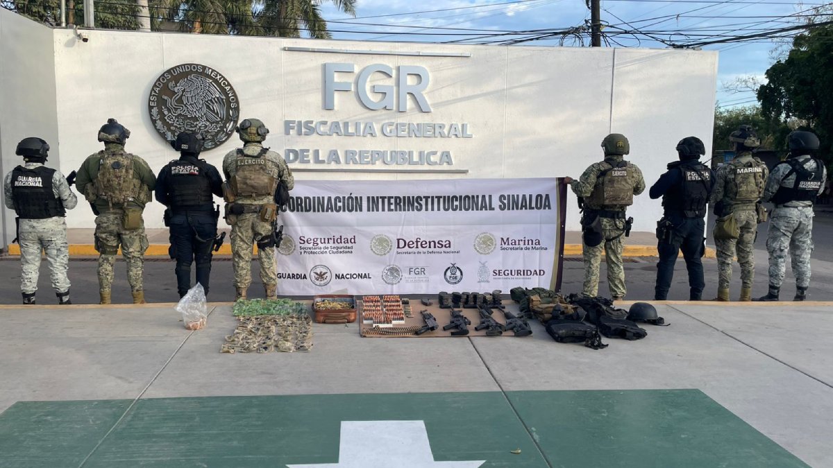 Tras recibir agresión, militares aseguran vehículos y arsenal en Navolato
