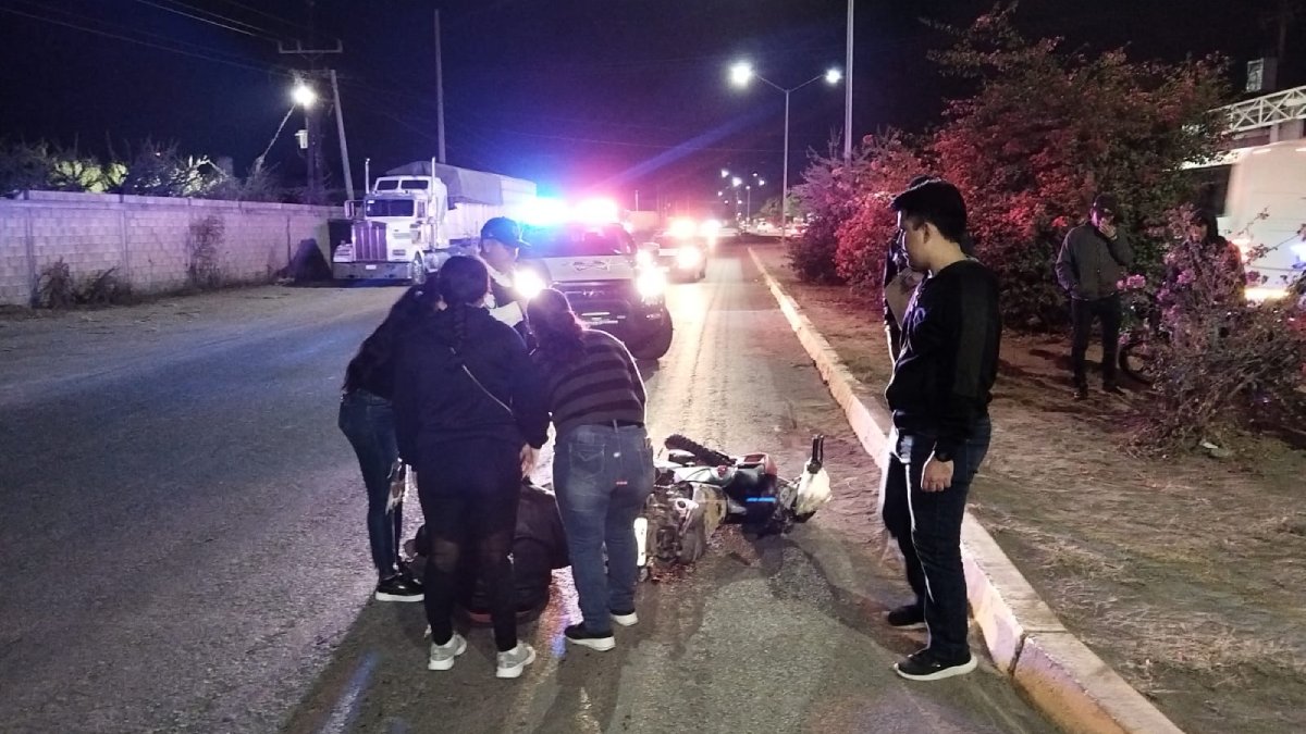 Motociclista se lesiona al chocar contra un perro en Guasave