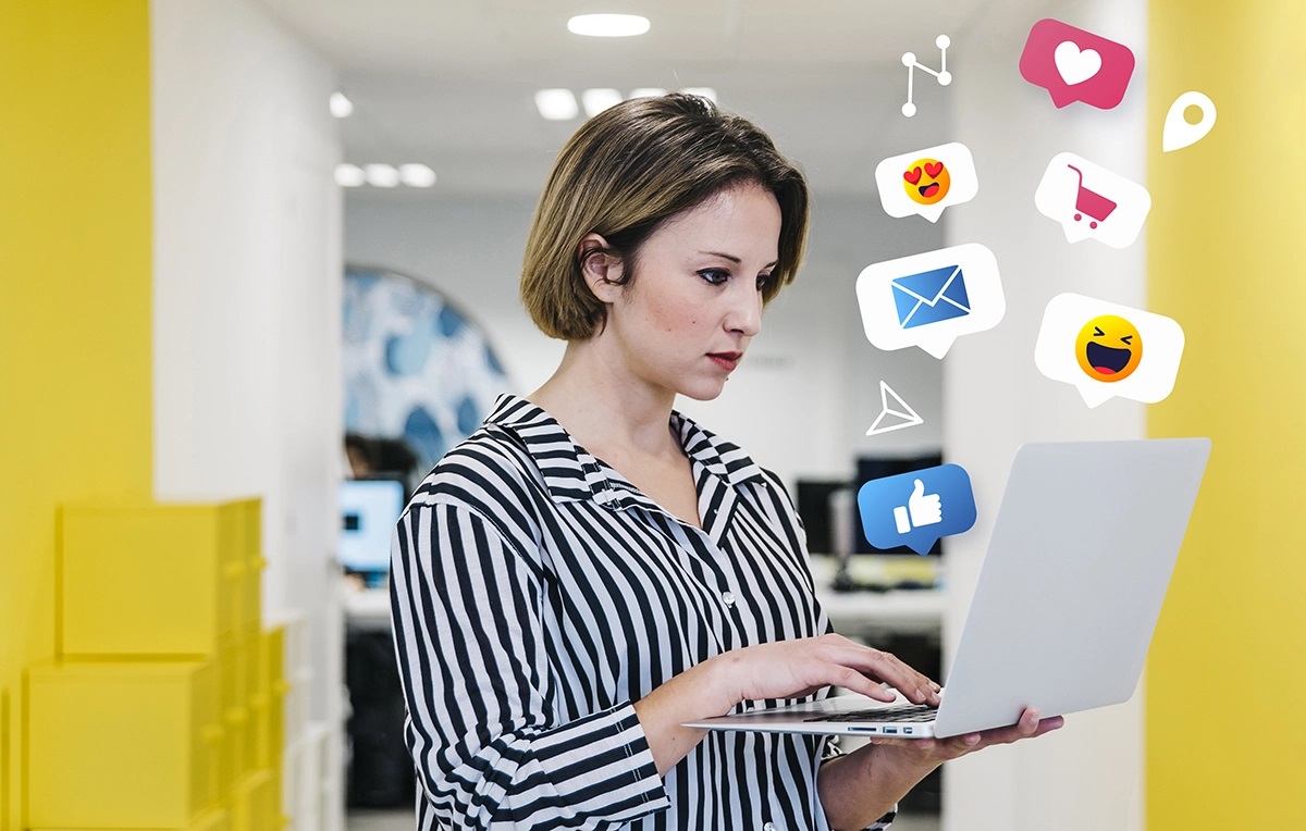 Día del Community Manager | Celebra a los profesionales multifacéticos de la era digital, con estas frases