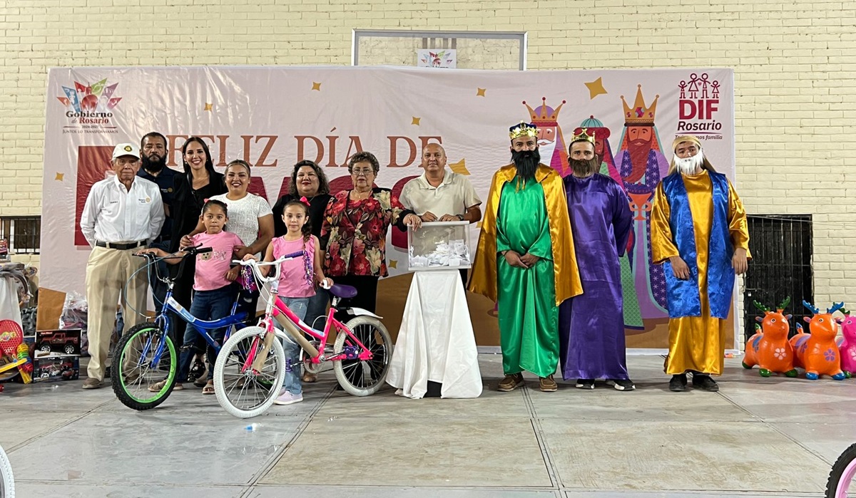 Reúne festejo de Reyes a miles de niños en Rosario