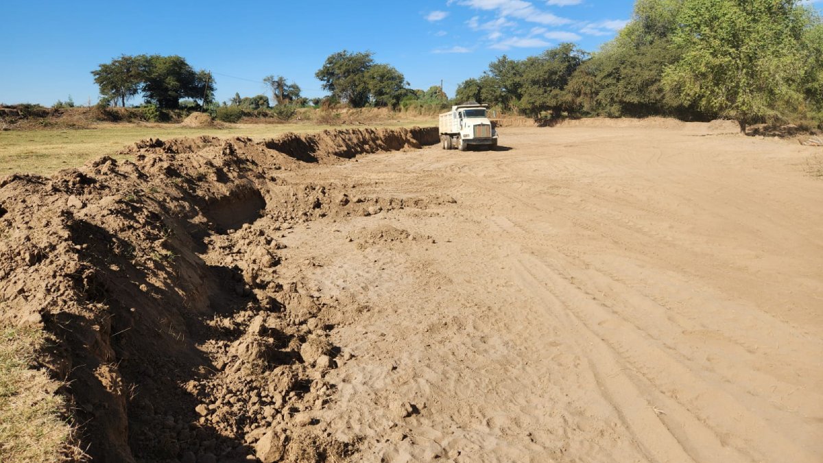 Hay parcelas afectadas, particular saquea tierras en San Pedro; Módulo y Ejido Guasave se unen