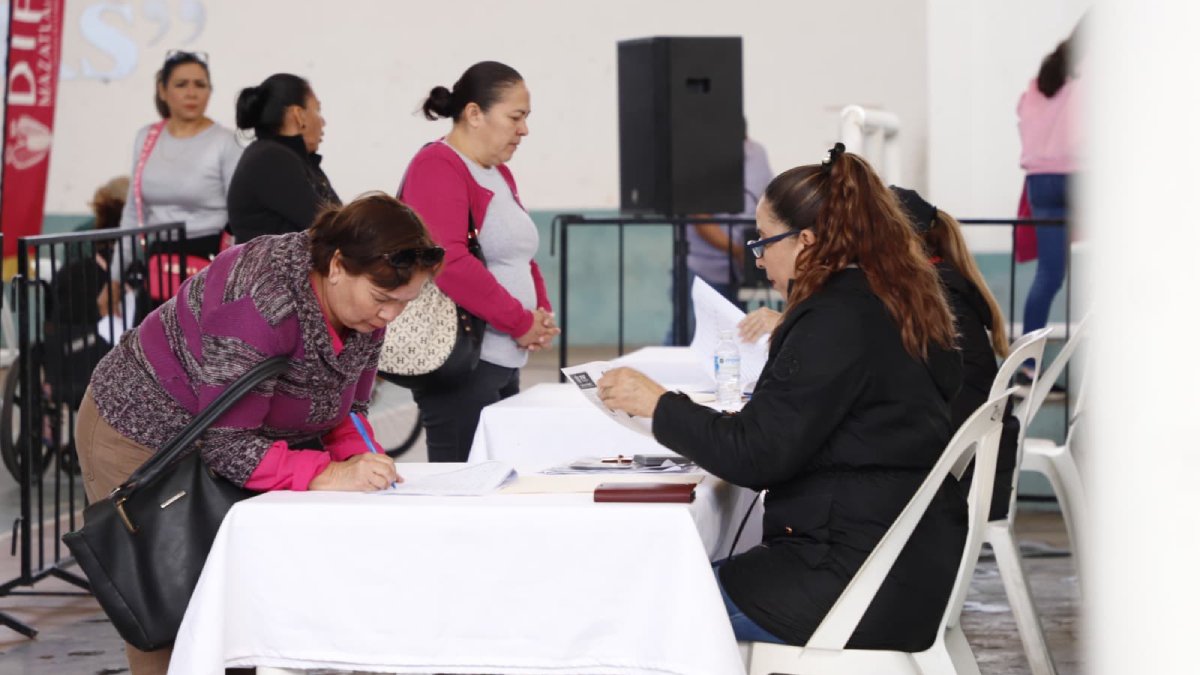 Les cae su dinero a personas con discapacidad permanente otorgados por DIF Mazatlán y Gobierno Municipal