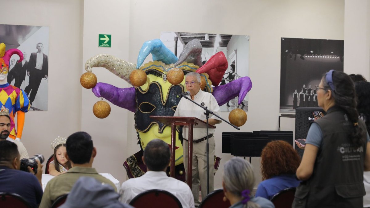El Premio Clemencia Isaura de Poesía atrae más de 80 participantes en su centenaria edición en Mazatlán