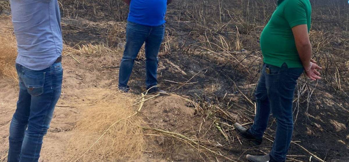 Piden a productores evitar quema de llantas en los predios agrícolas de El Carrizo, no sirven de nada: JLSV